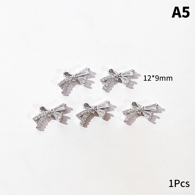 1Pcs Zircon Nail Art 3D Charms Jewelry Butterfly Shaped Nail  Alloy Decals  Nail Decoration