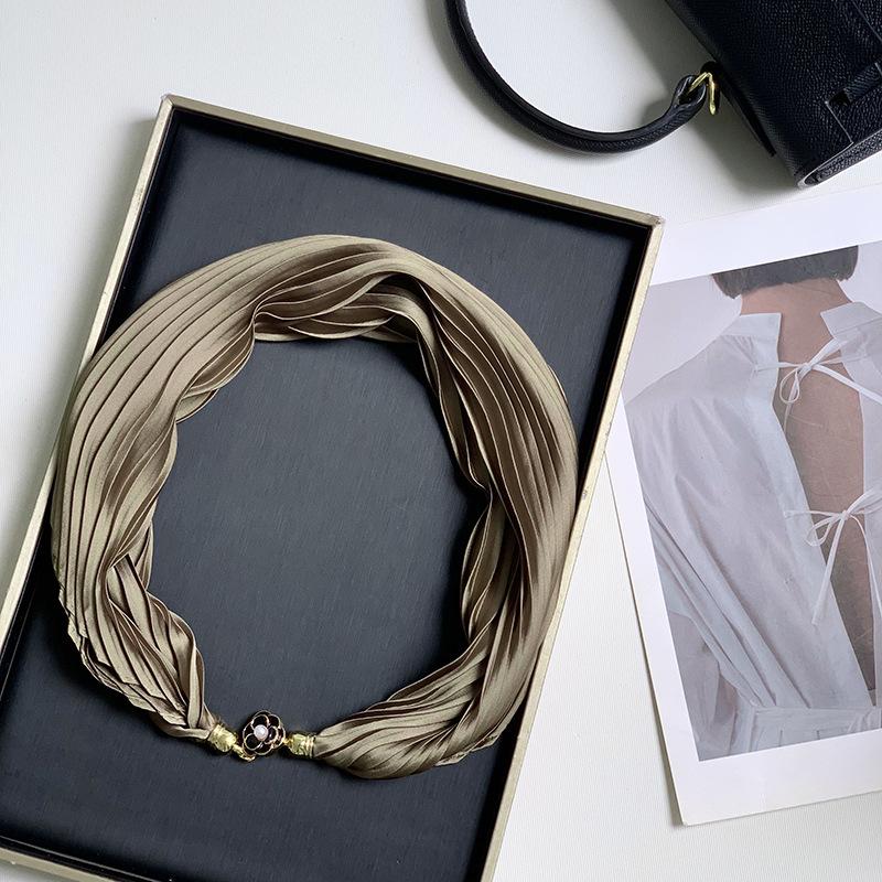 Новый монохромный магнитный шелковый шарф-ожерелье для женщин, плиссированный летний солнцезащитный головной платок, декоративный шарф