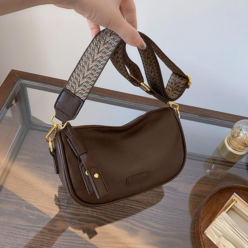 Женская сумка-саквояж, новая высококлассная сумка-багет через плечо, популярная в этом году, широкополосная косая маленькая подушка