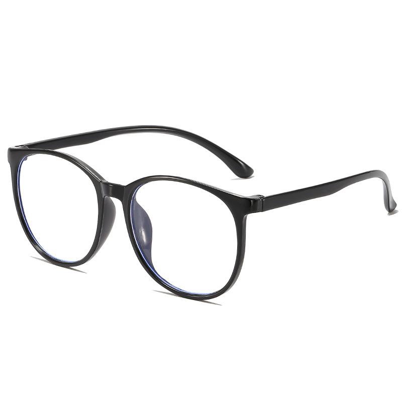 Очки для студентов могут быть оснащены степенями, простым лицом, большой оправой, защитой от синего света, защитой глаз, плоскими очками, тонкими и универсальными.