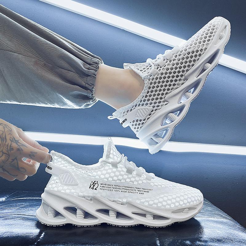 Men's shoes summer breathable mesh lazy soft-soled fly-woven socks shoes men's thick-soled lightweight sports and leisure shoes