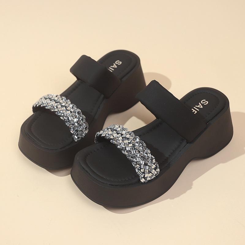 2025 лето новый модный бриллиант «бегущая вода» верхняя одежда универсальные крутые шлепанцы на толстой подошве подошва-маффин пляжная обувь