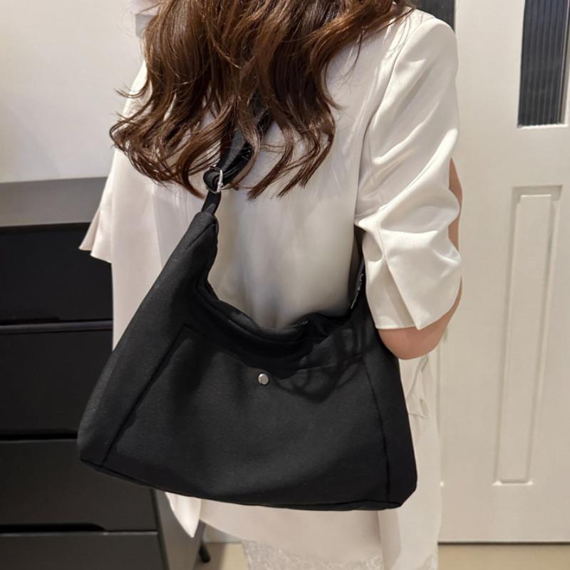 Chic And Spacious Black Canvas Tote Bag For Daily Commute And School