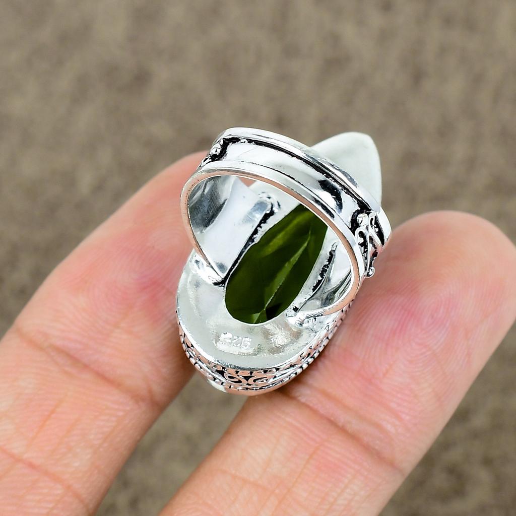 Peridot Genstone Handmade 925 Sterling Silver Jewelry Ring Size 8 KKG-455