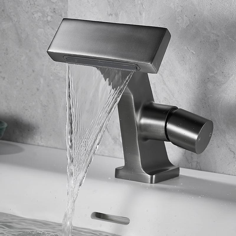 Matte Gray Bathroom Sink Faucet New Design Waterfall Basin Faucets Washbasin Hot Cold Brass Mixer Vanity Single Hole Water Taps