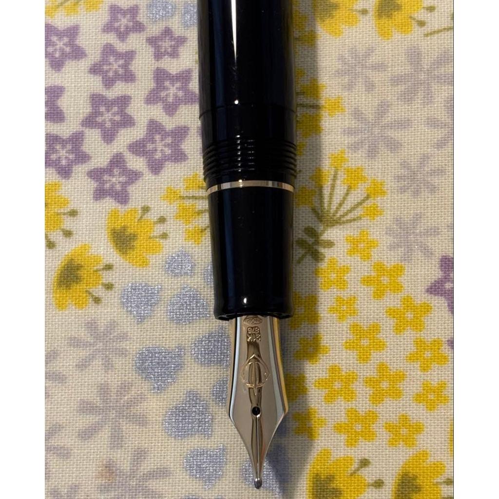 Used Sailor Fountain Pen Gold Trim Black GT 21K Fine (MF)