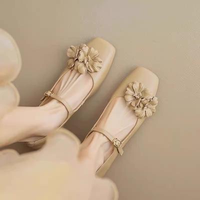 Туфли с цветочным декором для женщин, квадратный носок, массивный высокий каблук, ремешок спереди, женские туфли-лодочки, пряжка, tacones, chassure femme, однотонные