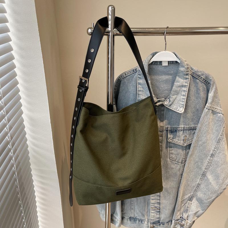 Casual Commuting Large-capacity Canvas Bag Women's 2025 New Fashion Shoulder Messenger Women's Bag College Student Tote Bag