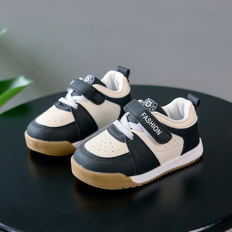 Детская парусиновая обувь осень мальчики и девочки детская обувь одноклассники 2025 новая мальчики кожа мягкая подошва обувь для малышей спортивная обувь