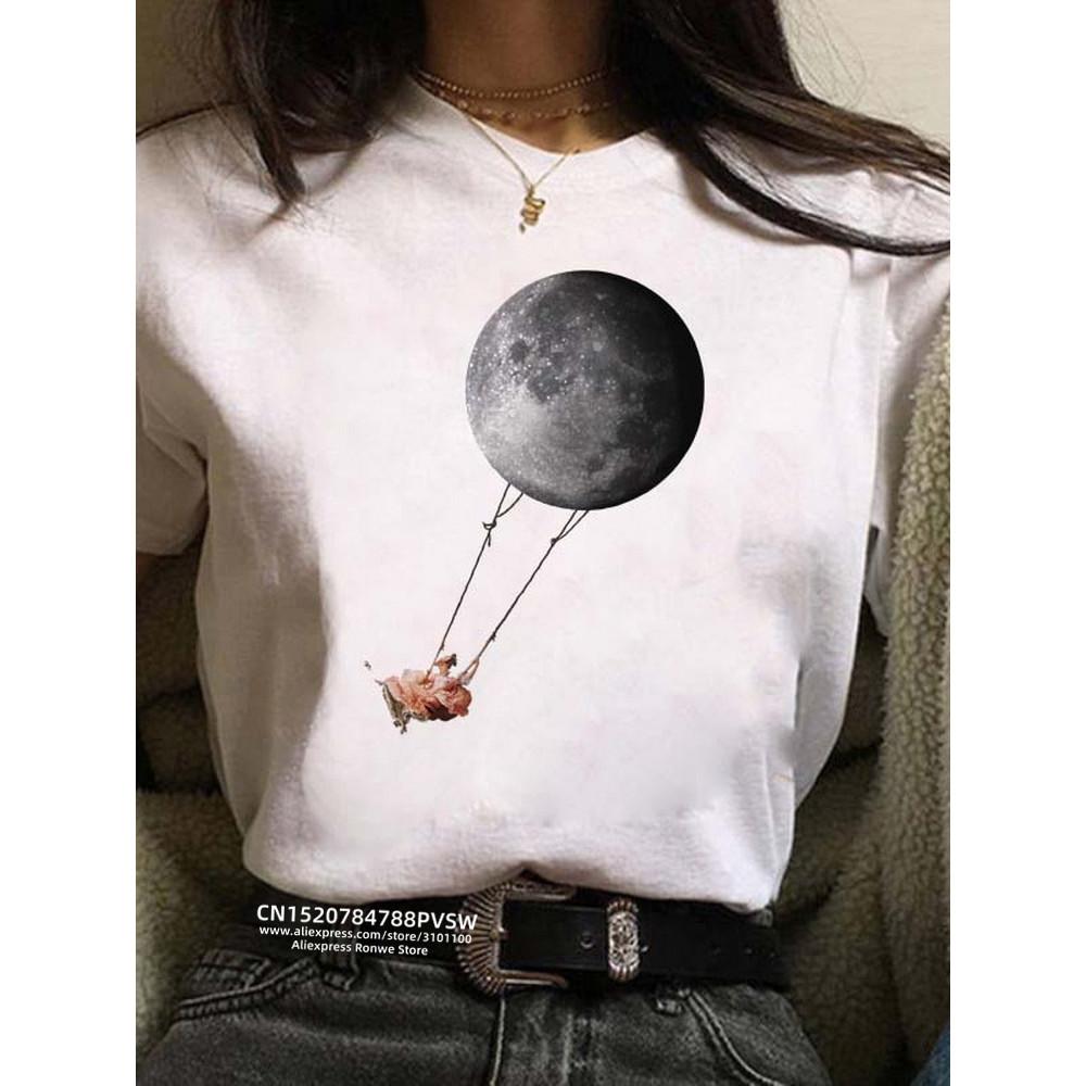 Women Moon Harajuku Funny 90s Girl T Shirt Cartoon Graphic Printed Black Ladies T-shirt Casual Woman Shirt Kawaii Tee Shirt