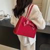 Large Capacity Red Bag 2025 New Women's Bag Autumn and Winter Popular Shoulder Bag Bridal Wedding Bag Tote Bag