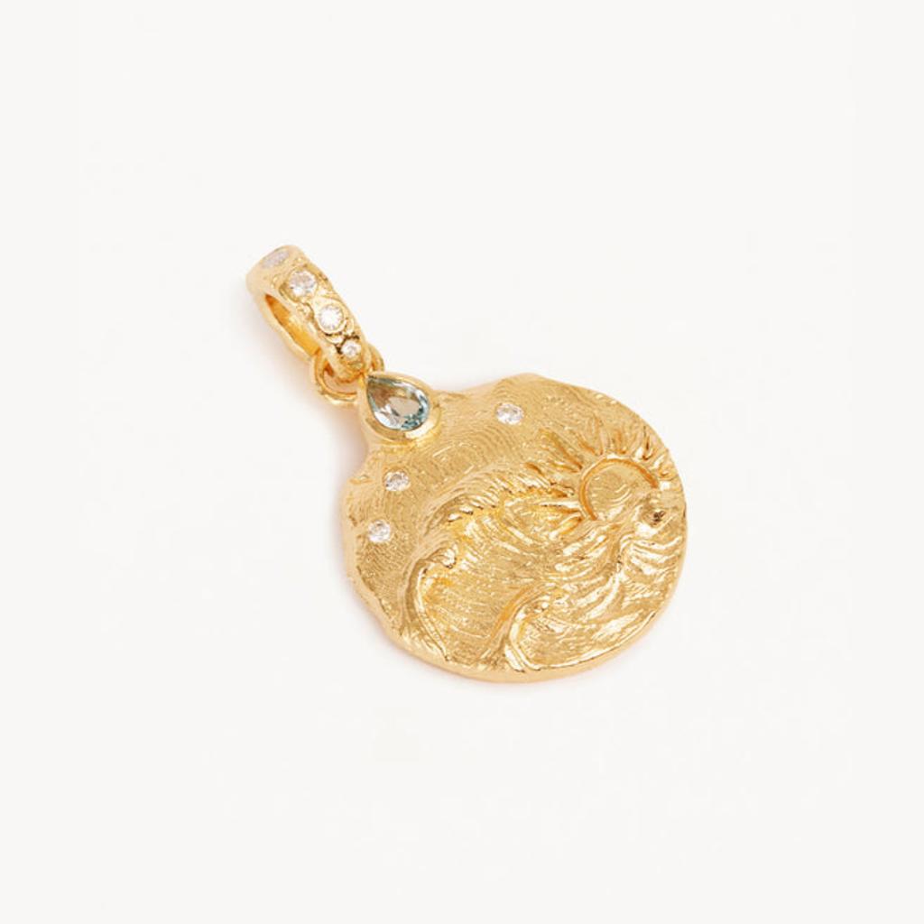 Seaside Style Wave Pendant Wind Niche Pearl Ocean Necklace Gold-Plated Color Retention