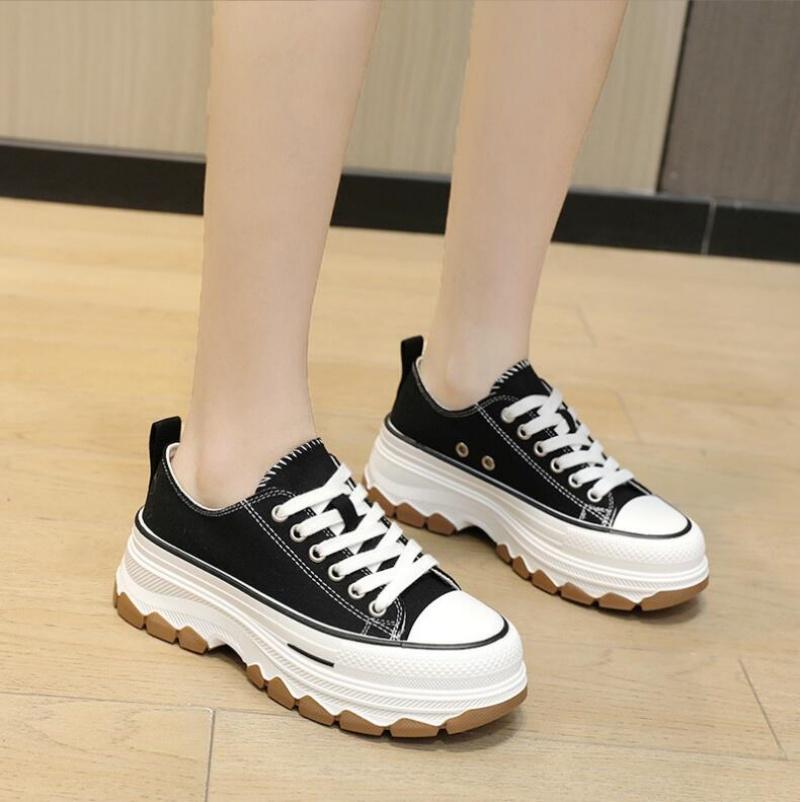 Women's Sports Shoes Spring Autumn Round Toe Casual Thick-soled Lace-up Canvas Shoes Outdoor Running Women Vulcanized Shoes