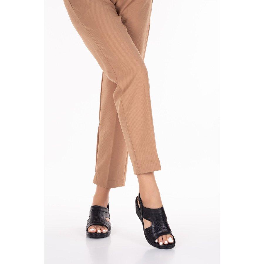 Женские повседневные босоножки на танкетке из натуральной кожи