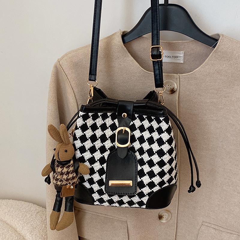 Bag Women'S Autumn And Winter Retro Rhombus Bucket Bag Fashion Niche Design Shoulder Crossbody Bag
