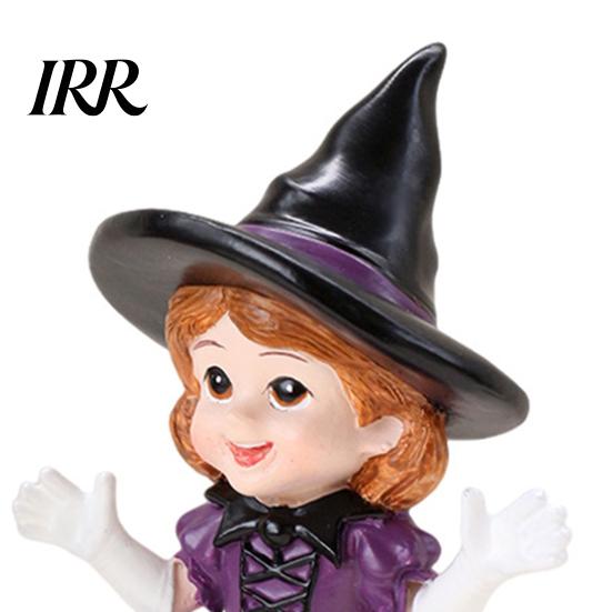 Halloween Witch Ornaments 2PCS Purple Statues, Resin Ornaments, Miniature Spooky Scenes Cute Figurines, for Home Desktop Decoration