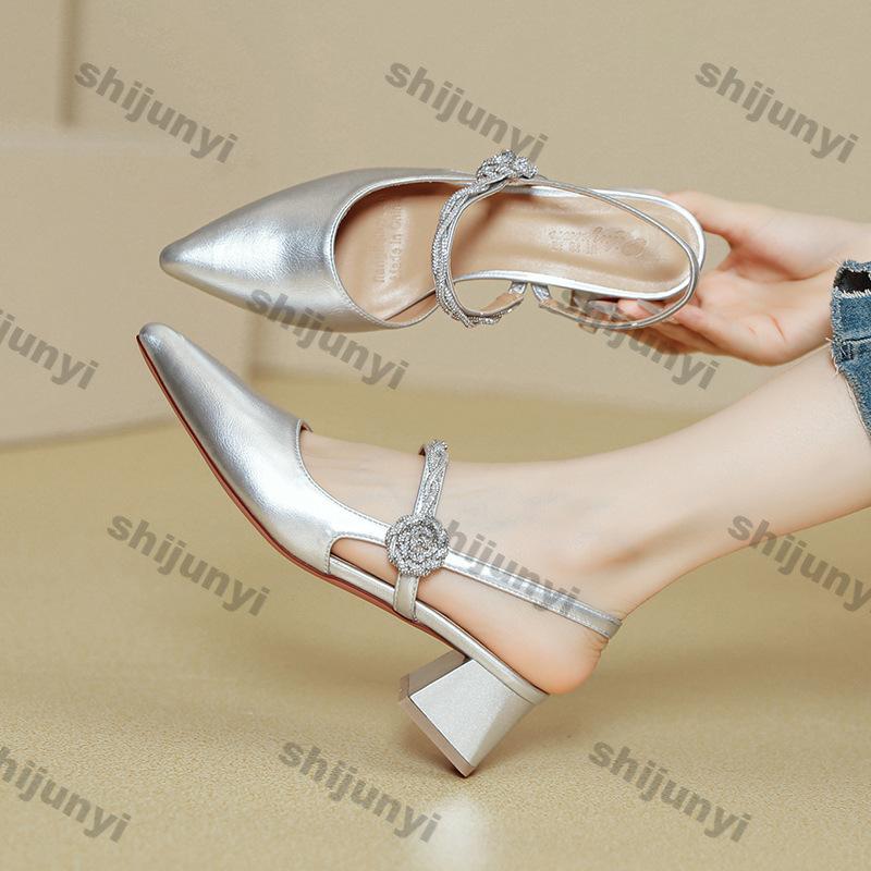 Fashion Elegant Medium Heel Women's Shoes 2025 Summer Chunky Heels Pointed End Sandals Flowers Elegant Mary Jane High Heels High Quality