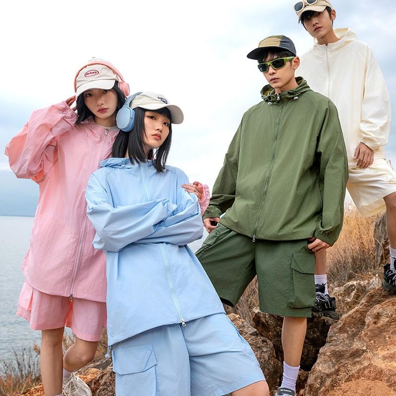 Lightweight Breathable UPF50 Sun Protection Hooded Jacket Men Women Outdoor Activities
