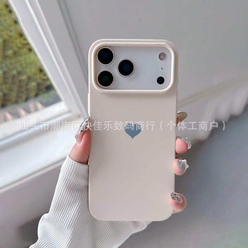 Минималистичный чехол для iPhone 16 Apple 17 Pro в форме сердца, 14/15 PLUS, нишевый 13 в японском и корейском стиле, 12 Pro Max