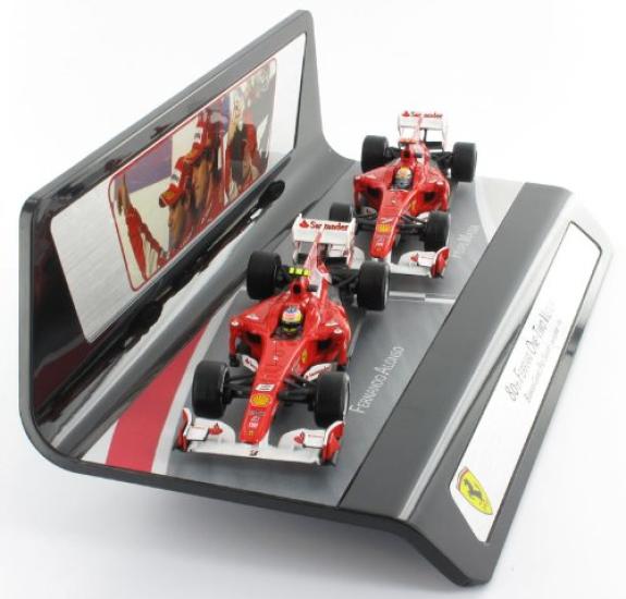 Mattel Ferrari F10 2010 F1 Гран-при Бахрейна финиш по местам Алонсо Масса набор 1/43 1-2-е #8 F. / #7 F. 2-вагонный