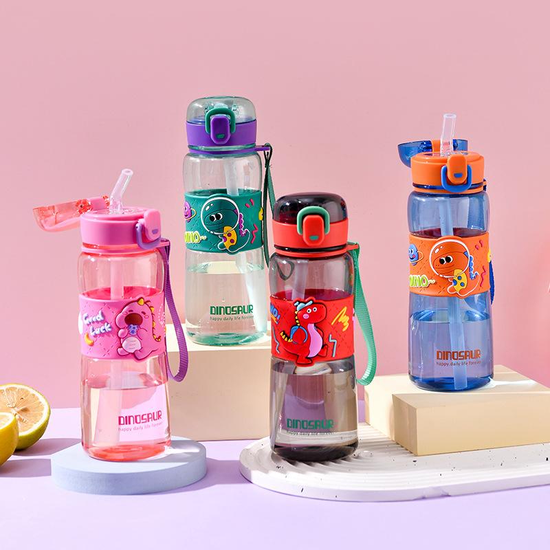 Water bottle strictly selected for school children's water cup men and women high value plastic straw cup summer portable kettle