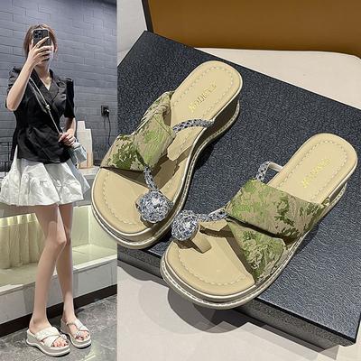 Модные сказочные шлепанцы на толстой подошве, красивые пляжные, крутые, с высоким чувством, со стразами, закрывающие пальцы, женские, новинка 2024