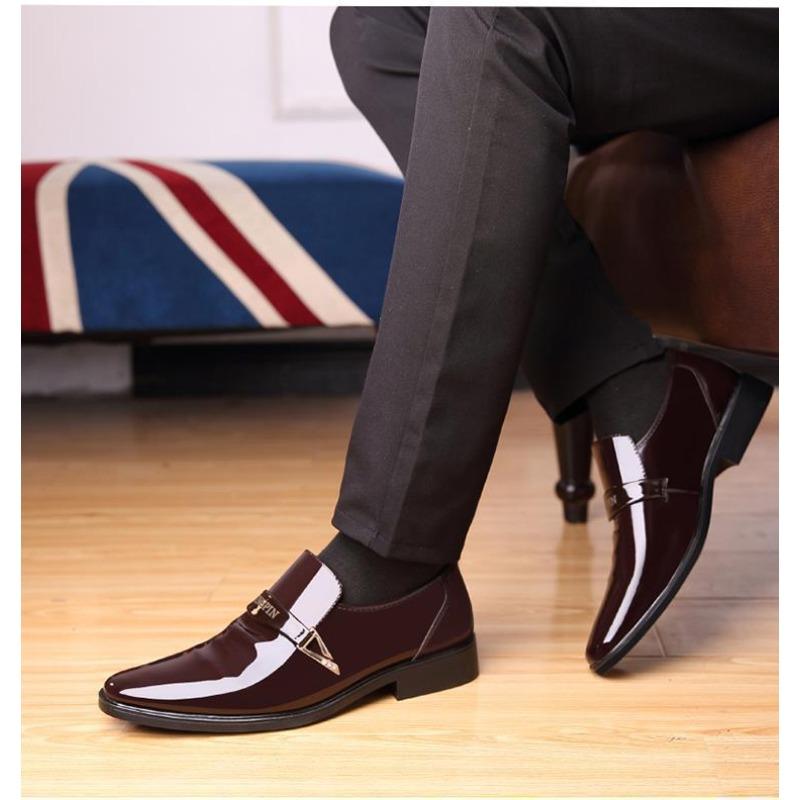 Men's Korean Style Trendy Patent Leather Pointed Toe Slip-On Dress Shoes.