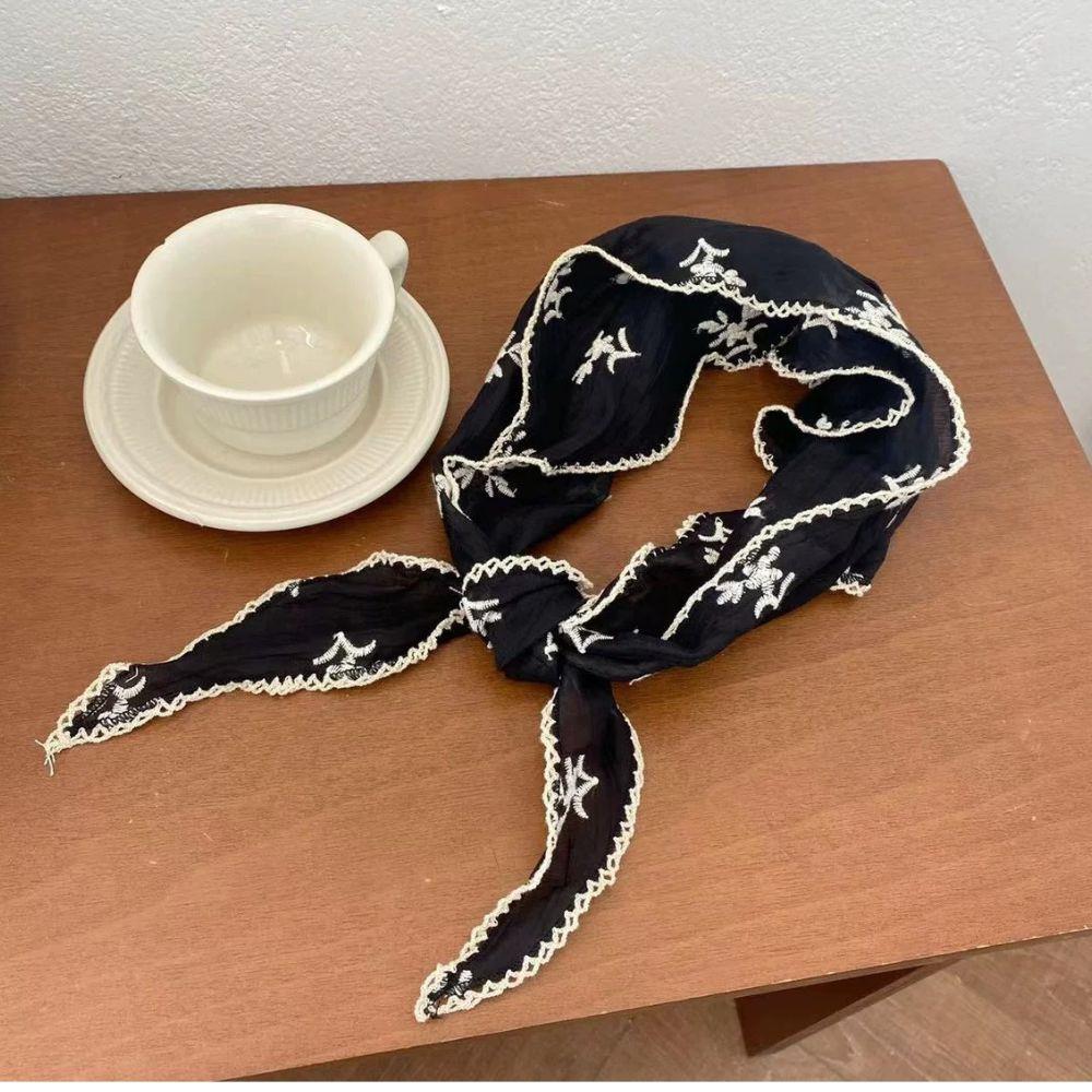 French Lace Triangle Scarf Embroidered Floral Design Women's Headscarf Hairband Sweet Summer Headwear Spring Shawl for Women