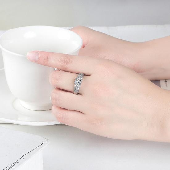 Кольцо с цирконием, изысканное мастерство, блестящая геометрическая полировка, ослепительный долговечный ювелирный аксессуар, женское обещание