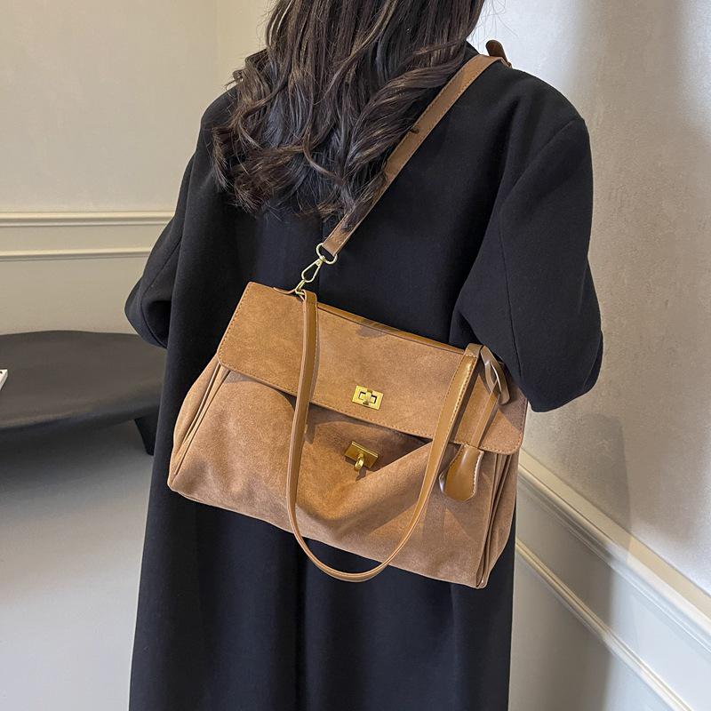 Retro-Style Frosted Texture Women's Commuting Bag 2025 - Large Capacity Shoulder Bag