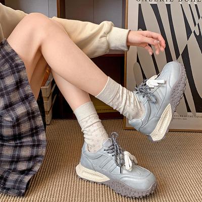 Туфли для папы на маленькой платформе в стиле ретро, женская, новинка 2025 года, весна-осень, легкая, увеличивающая рост, универсальная повседневная спортивная обувь