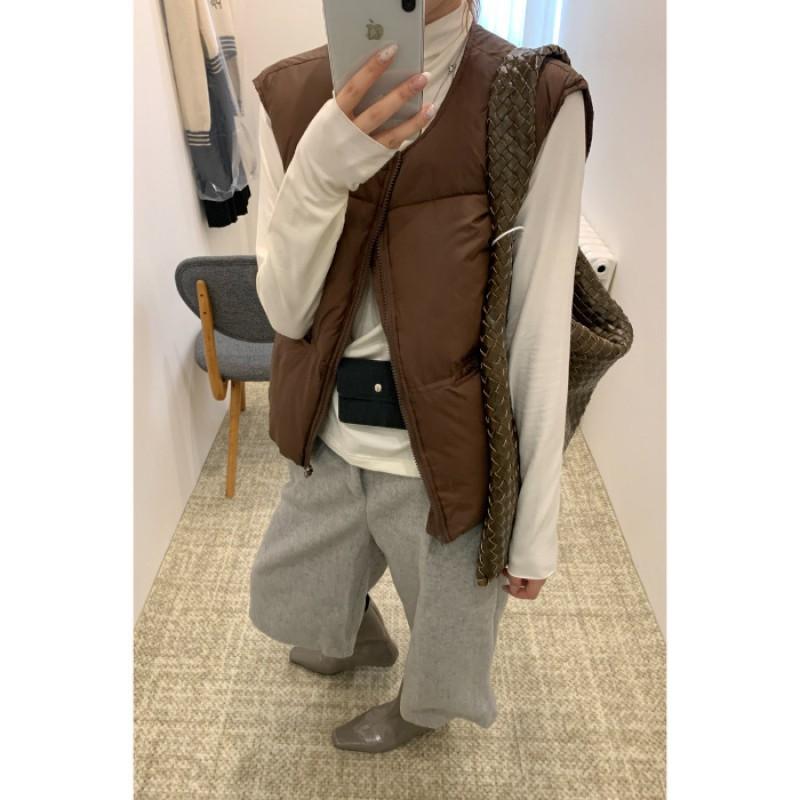 Womens Oversized Puffer Vest Winter Cotton-Blend Sleeveless Jacket Casual Loose Fit Short Coat