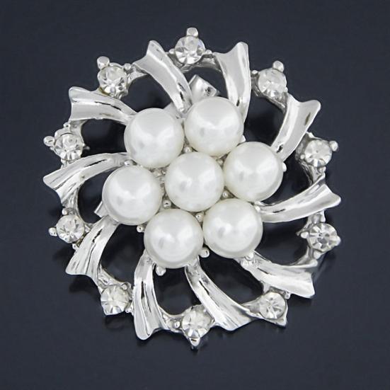 Woman Faux Pearl Rhinestone Inlaid Flower Brooch Pin Cardigan Shawl Clip