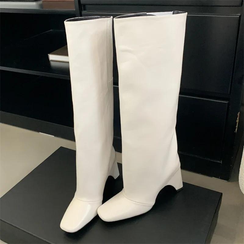 New Designer Women Knee High Boots  Winter Street Style Square High Heel Long Boots Fashion Modern Boots Botas De Mujer