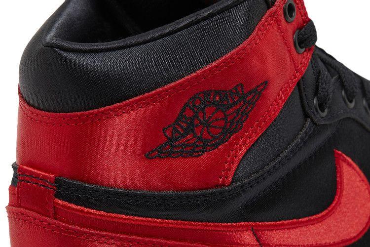 Women's Sneakers Nike Jordan 1 Retro High OG Satin Bred (Women's) Black/University Red/White