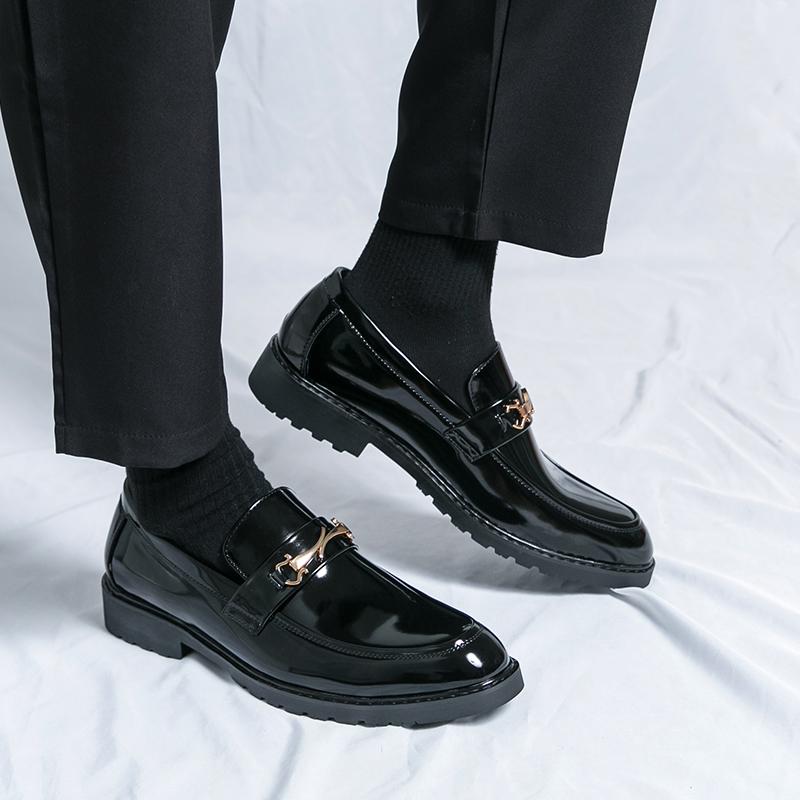 Лакированные формальные кожаные туфли для мужчин Мужские классические туфли-лоферы в итальянском стиле Мужские туфли для вечеринок Свадебные туфли Большой размер 38-46