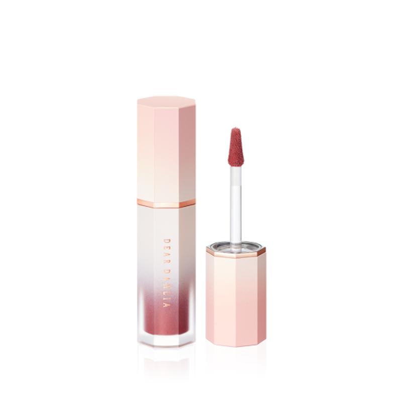 Blooming Edition Petal Touch Plumping Lip Velour