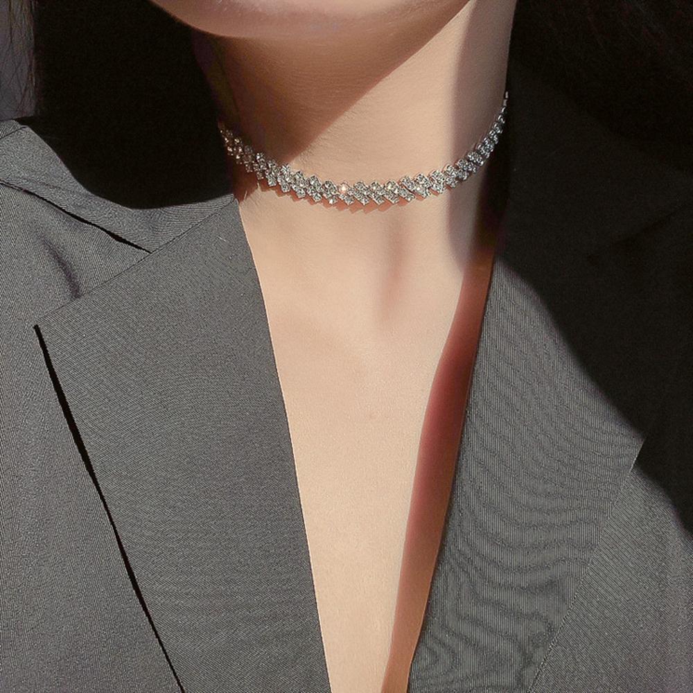Fashion Geometric Women Shiny Clavicle Chain Zinc Zinc Alloy Crystal Necklaces Full Rhinestone Choker