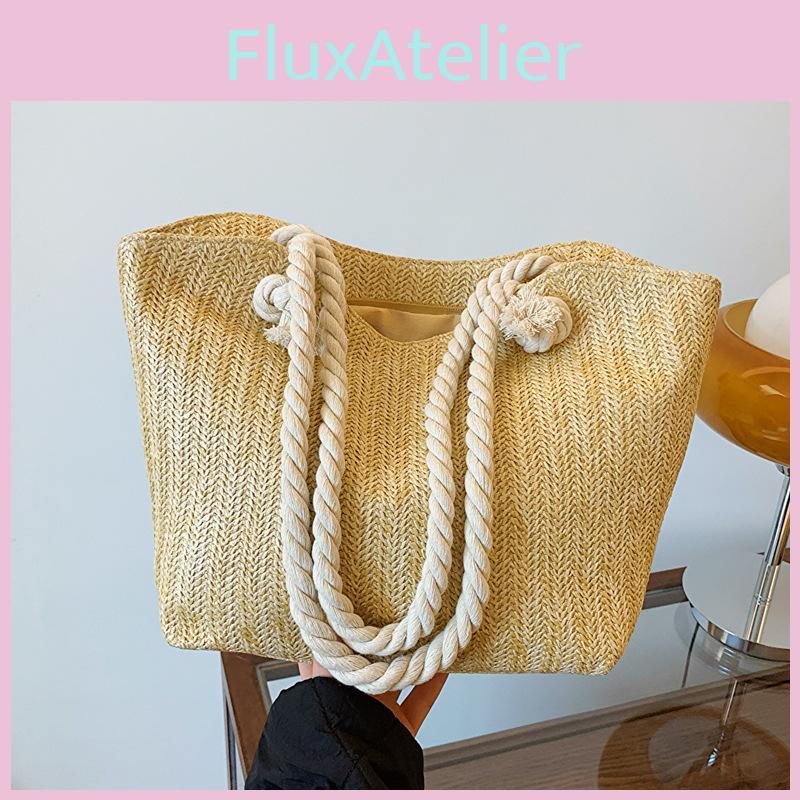 Large Capacity Straw Shoulder Bag With Synthetic Leather Lining For Women