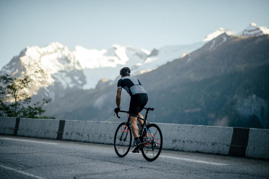 Look KEO 2 MAX CARBON BLK Binding Pedals