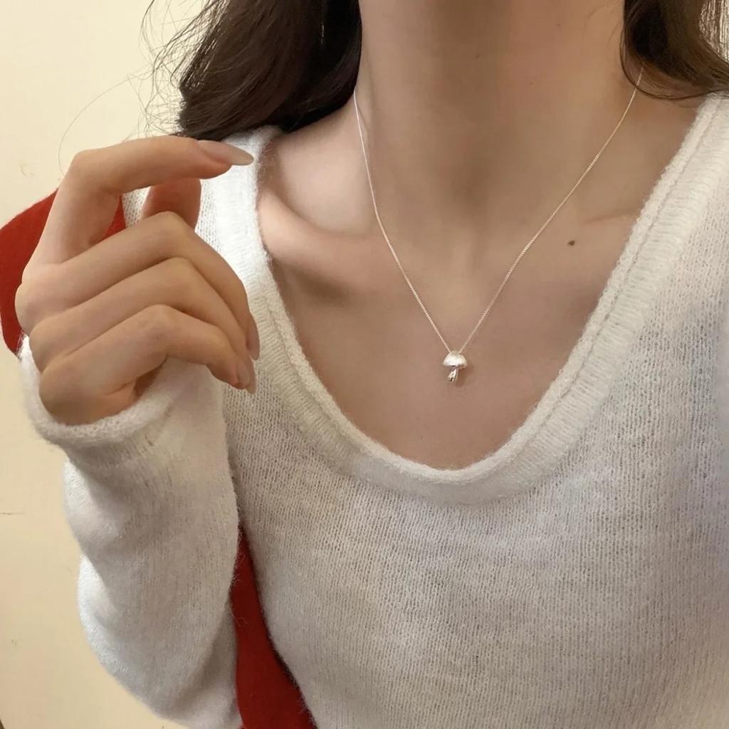 Frosted Mushroom Necklace Women's Fashion New Sweater Chain Autumn and Winter Light Luxury Accessories Women's Sweater Chain