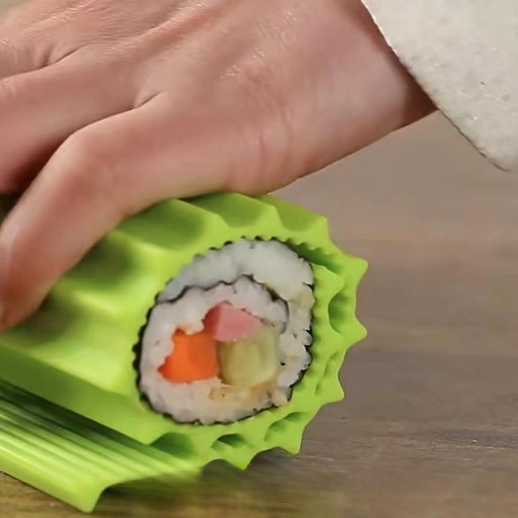 Silicone Sushi Roll Mat Japanese Sushi Making Mold Korean Seaweed Sushi Kimbap Special Tool For Kitchen Beginners and Kids