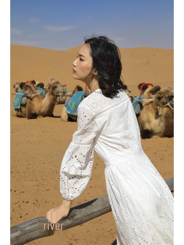 Весна/Лето 2025 Женское Белое Платье из Чистого Хлопка с V-образным вырезом А-силуэта - F2075