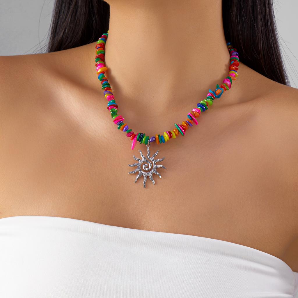 Bohemian Rainbow Beaded Choker Necklace for Women Vintage Silver Color Sun Pendant Necklaces Summer Beach Vacation Jewelry Gift