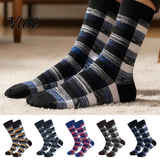 Retro Plaid Pattern Socks Men's Crew Socks, Thickened Combed Cotton Thermal Soft Fluffy Lining Breathable Anti-Odor Athletic Casual for Outdoor Daily