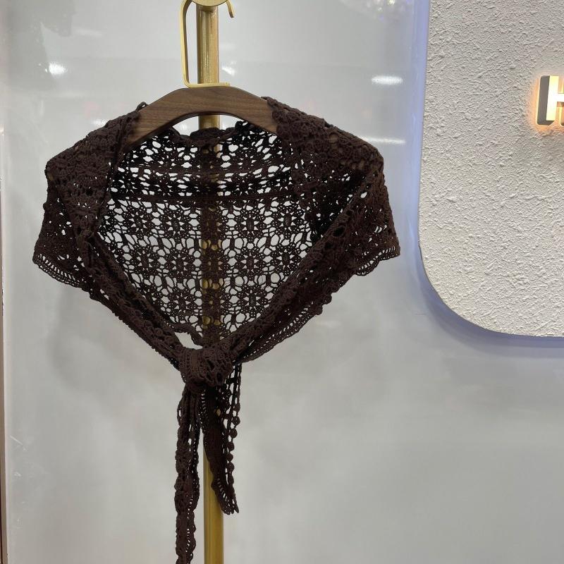 The New Shawl Korean Version Shows Temperament, Fashionable Hollow Round Flower Triangle Outer Shawl Sunscreen Neck