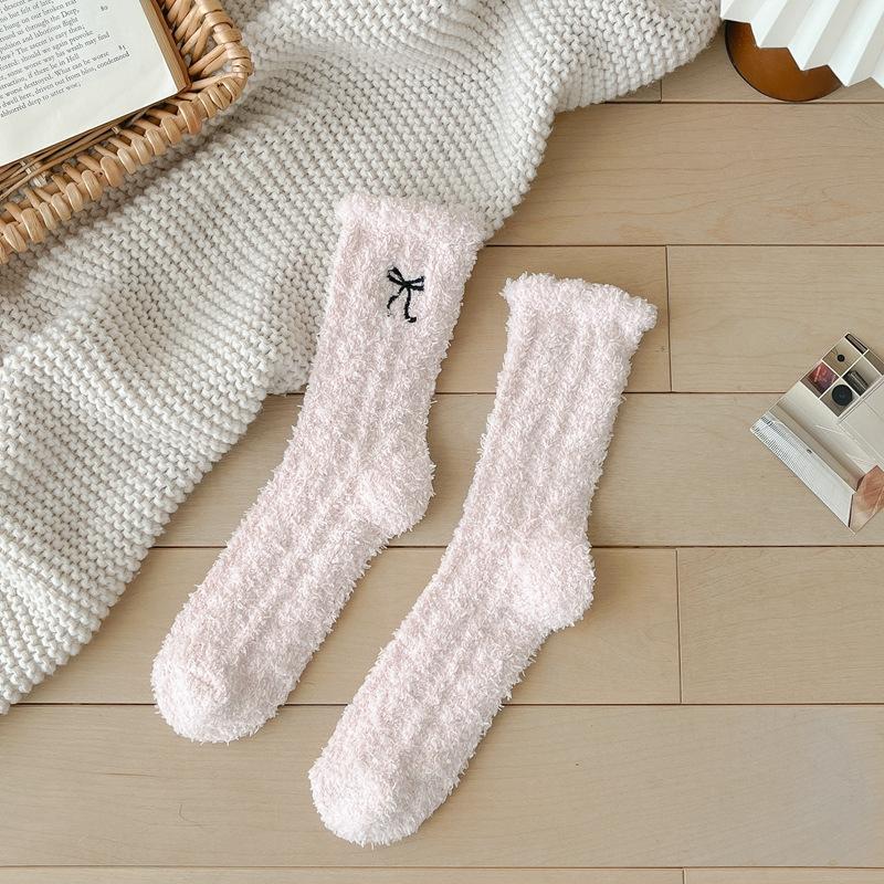 Winter Coral Fleece Socks Women'S Bow Thickened Fleece Warm Confinement Socks Medium Tube Floor Sleeping Socks Women