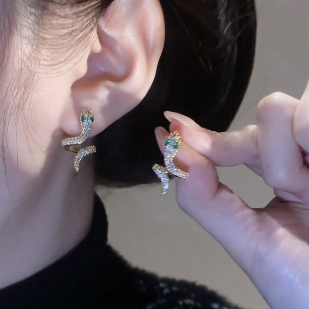 Персонализированный и холодный стиль, модный темперамент, серьги в форме змеи, высококачественный и уникальный дизайн, изысканные серьги