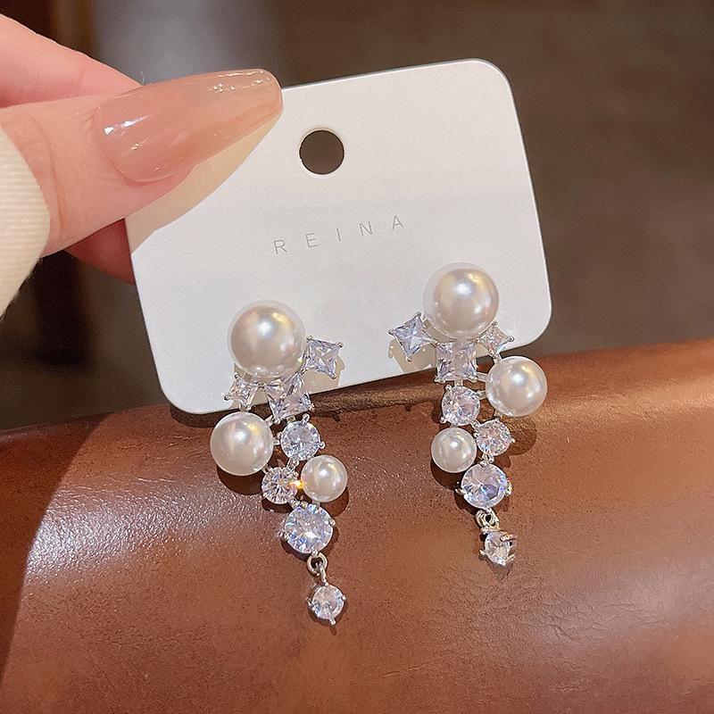 Exquisite S925 Silver Zircon Pearl Geometric Earrings - Trendy, High-End Design for Women