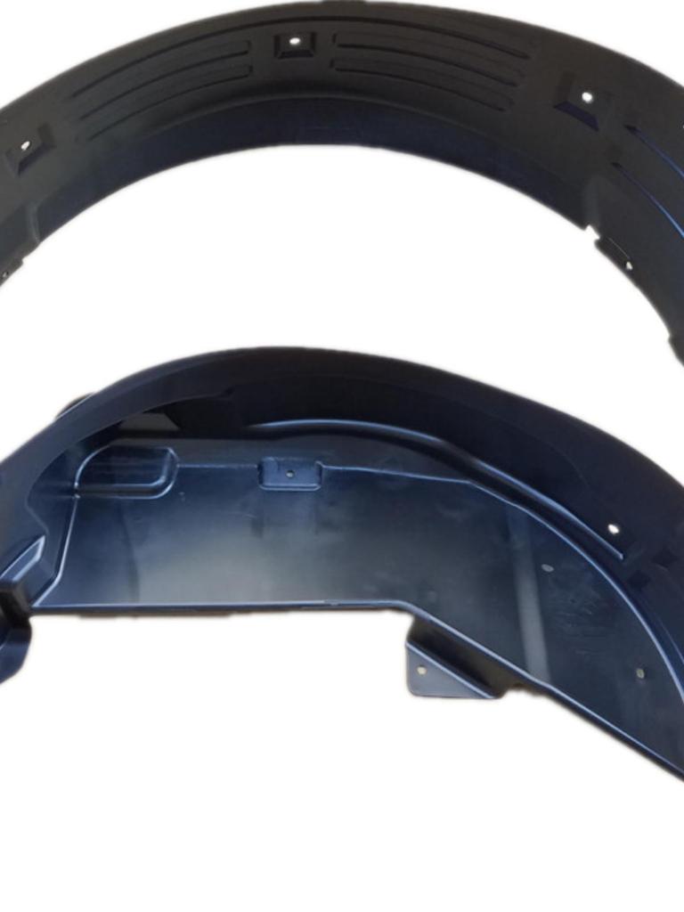 Подходит для моделей Wuling Hongguang S3 и Hongguang S 2018 года: Подкрылки и брызговики передние и задние.